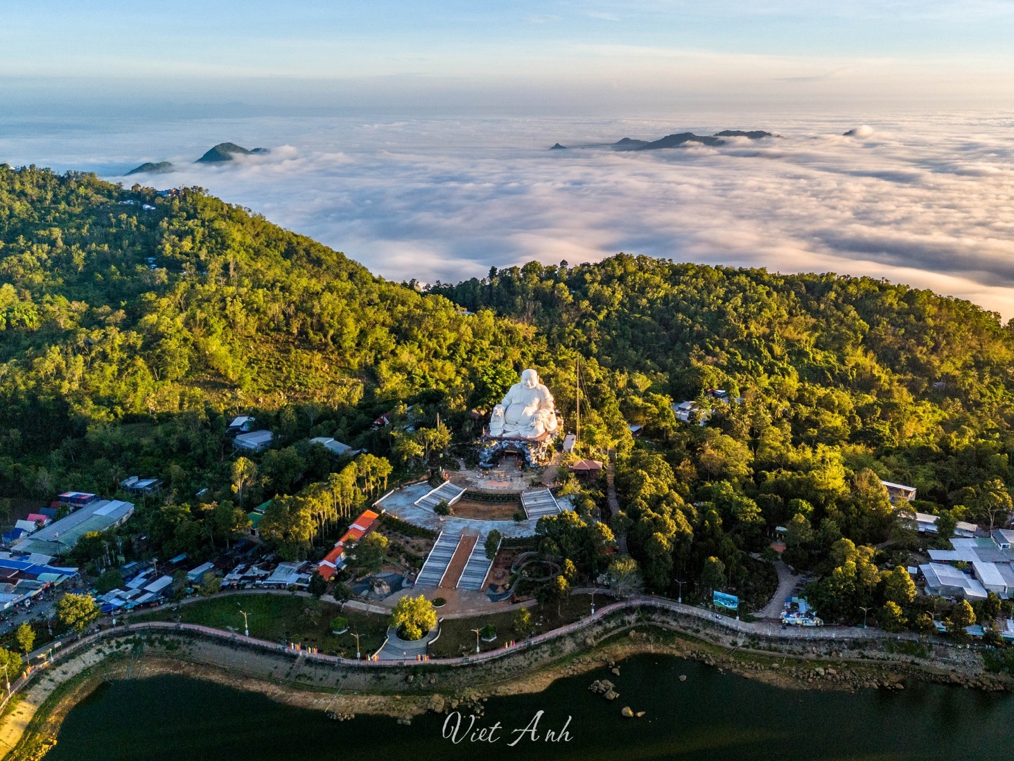 Góc săn mây độc đáo trên đỉnh nóc nhà miền Tây  - Ảnh 4.