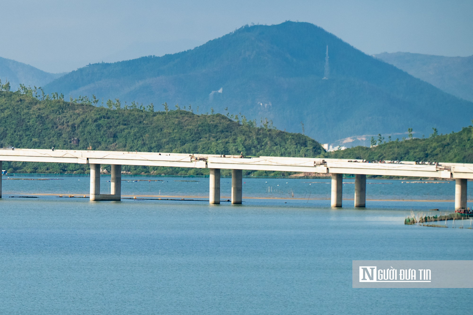 Cận cảnh cầu vượt biển 500 tỷ nối trung t&acirc;m Gia Lai với c&aacute;c b&aacute;n đảo biệt lập ph&iacute;a Đ&ocirc;ng  - Ảnh 8.