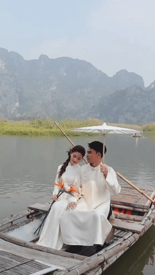 Khung cảnh ảnh cưới cực thơ của MC Huyền Trang Mù Tạt và tuyển thủ Việt Nam - Ảnh 4.