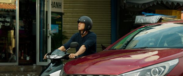 Cô gái bí ẩn xuất hiện bên Mai Tài Phến la ai? - Ảnh 2.