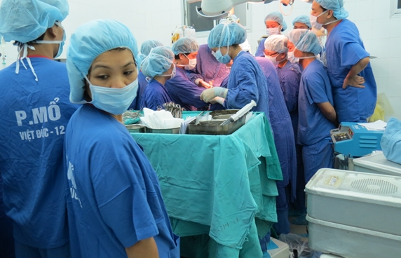 Bước ngoặt cho ngành hiến - ghép tạng Việt Nam: 66 ca chết não hiến mô, tạng trong một năm - Ảnh 1.