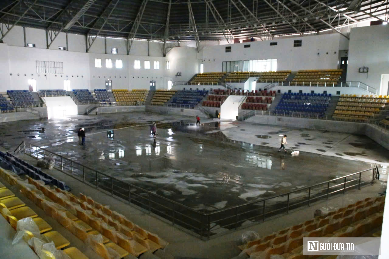 “Ngắm” nhà thi đấu đa năng hình kim cương xanh độc đáo tại Quảng Trị- Ảnh 10.