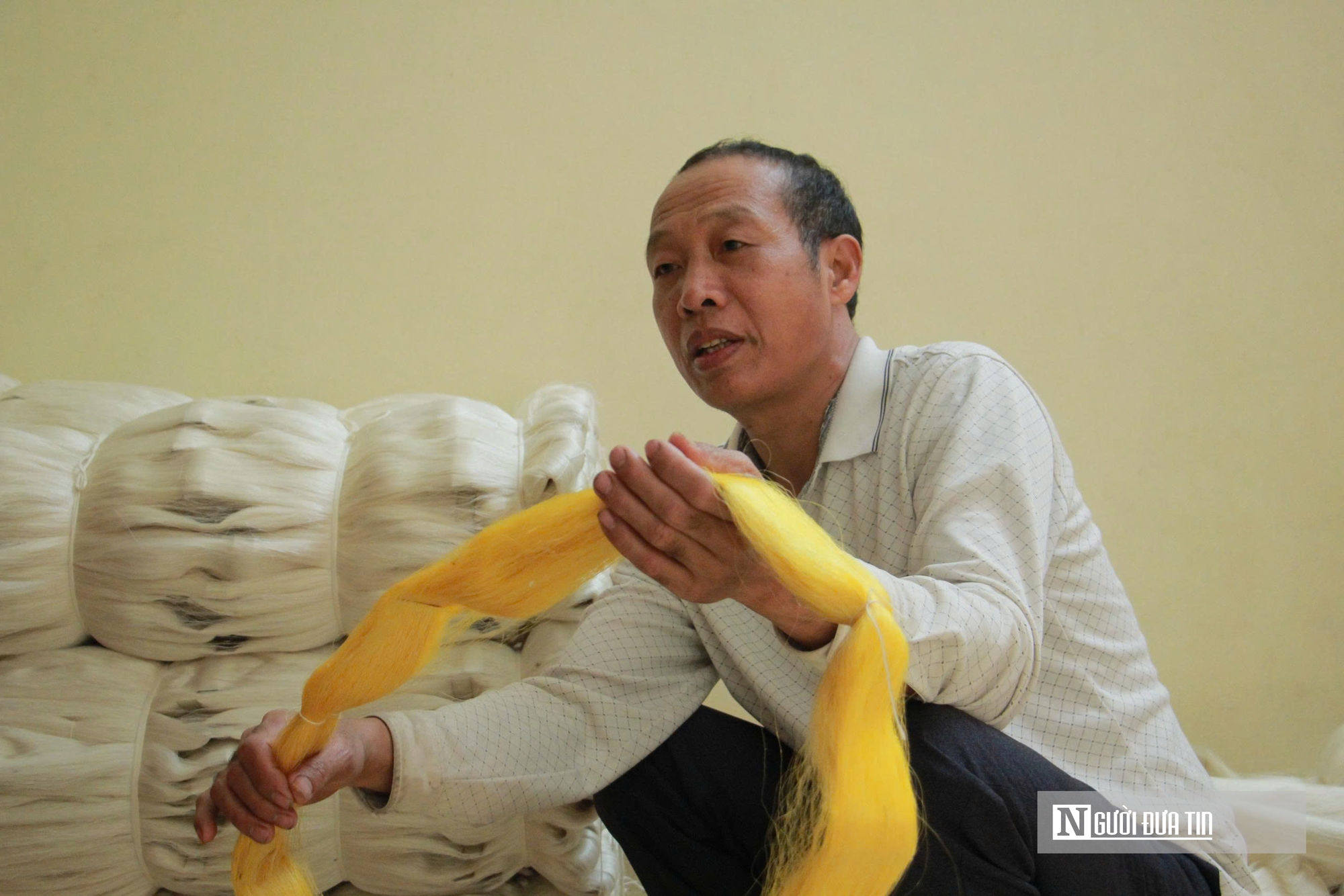 Tắt lửa nghề ở Hồng Đô, chỉ còn một guồng tơ quay níu ký ức vàng son - Ảnh 5.