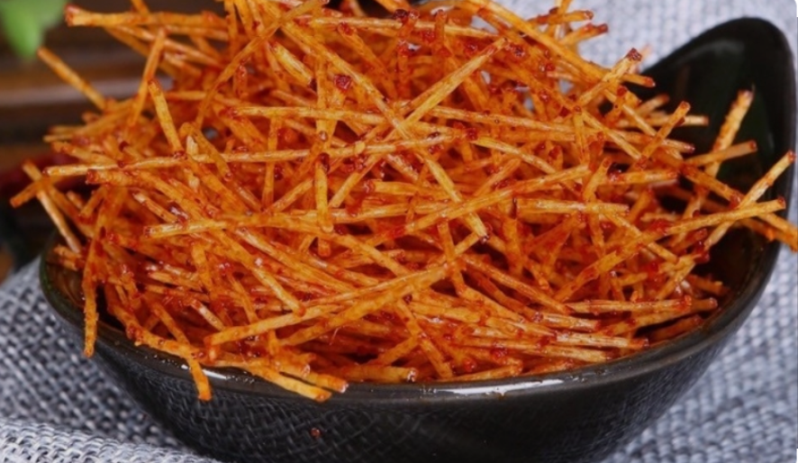 Thưởng Tết “không giống ai”: Nhân viên nhận quà "độc" khiến cả mạng xã hội xôn xao - Ảnh 1.