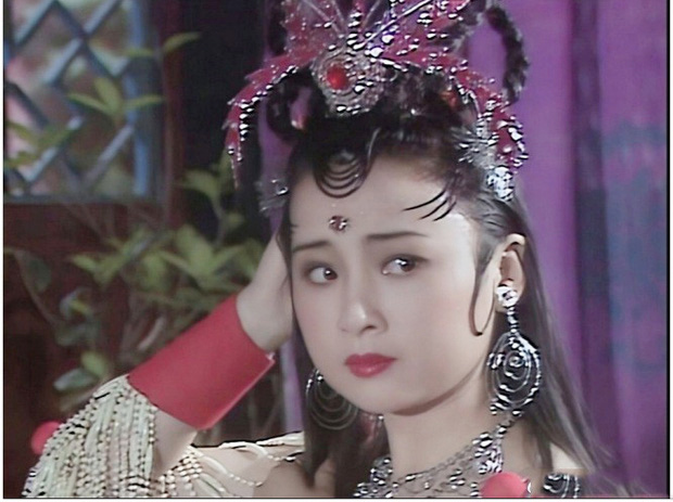 "Bà trùm" phim ảnh từng là "yêu tinh nhện" đẹp nhất Tây du ký - Ảnh 2.