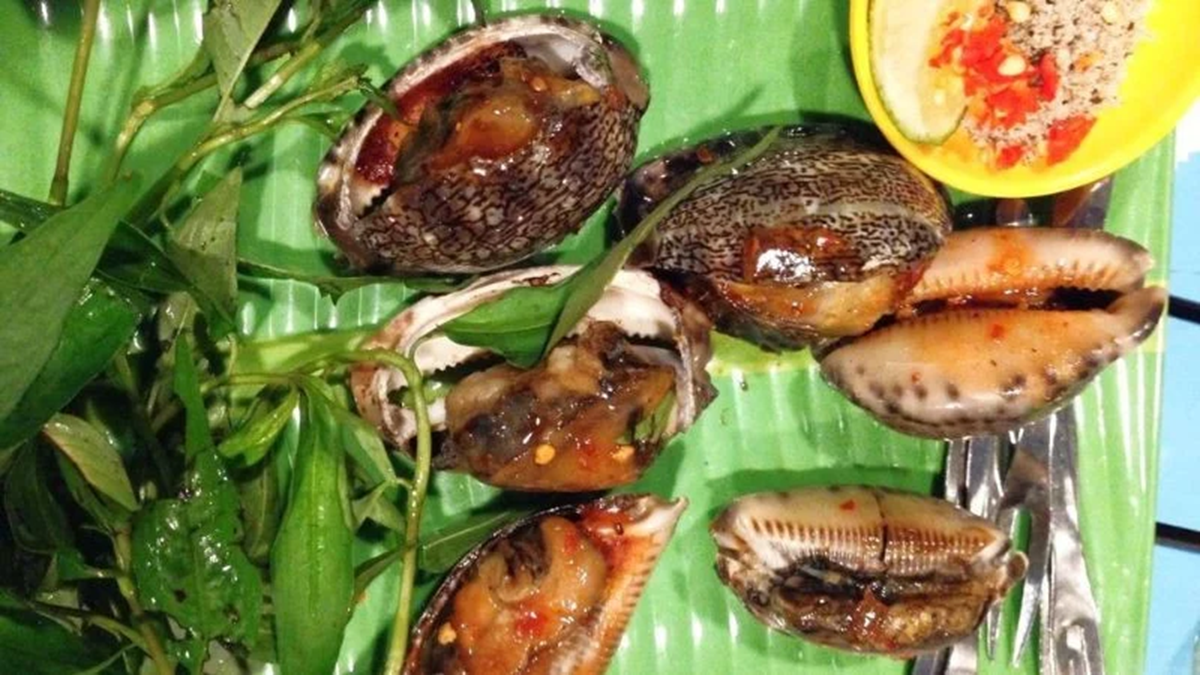 Đặc sản nghe tên "ngượng đỏ mặt" xưa không ai ăn nay 150.000 đồng - Ảnh 3.