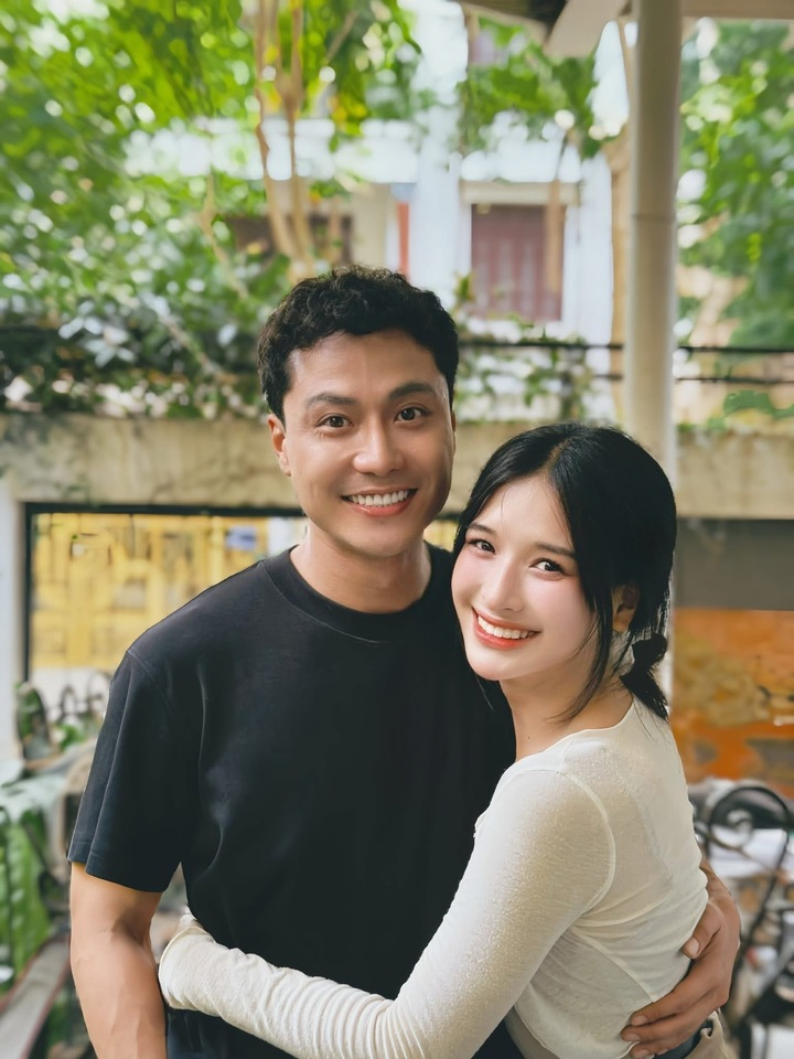 "Bạn gái" mới kém 9 tuổi của Thanh Sơn khoe nhan sắc xinh đẹp- Ảnh 2.