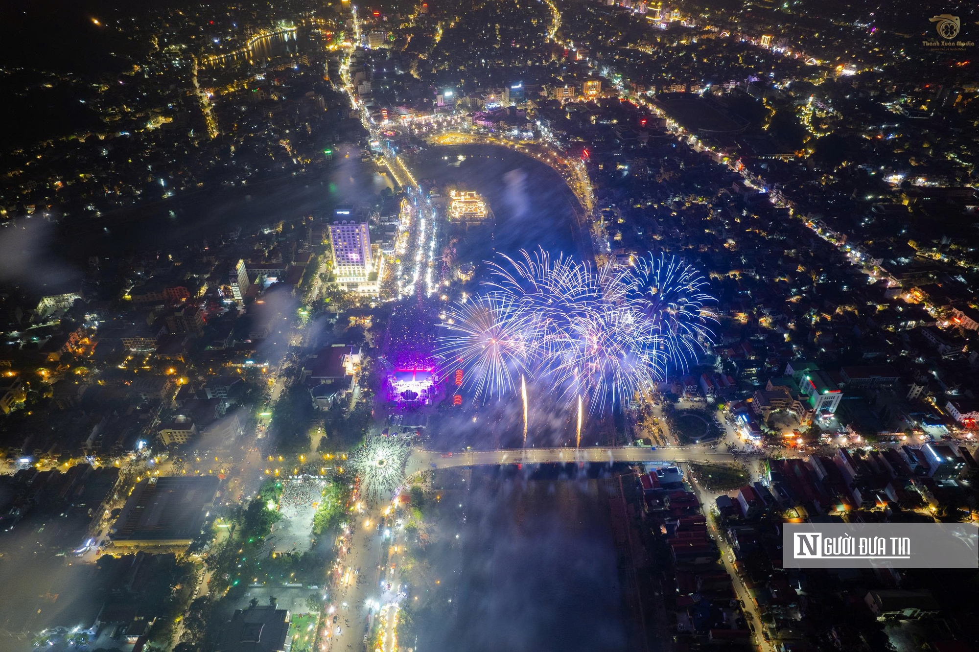 M&atilde;n nh&atilde;n m&agrave;n ph&aacute;o hoa tại lễ hội Hoa đ&agrave;o xứ Lạng - Ảnh 4.