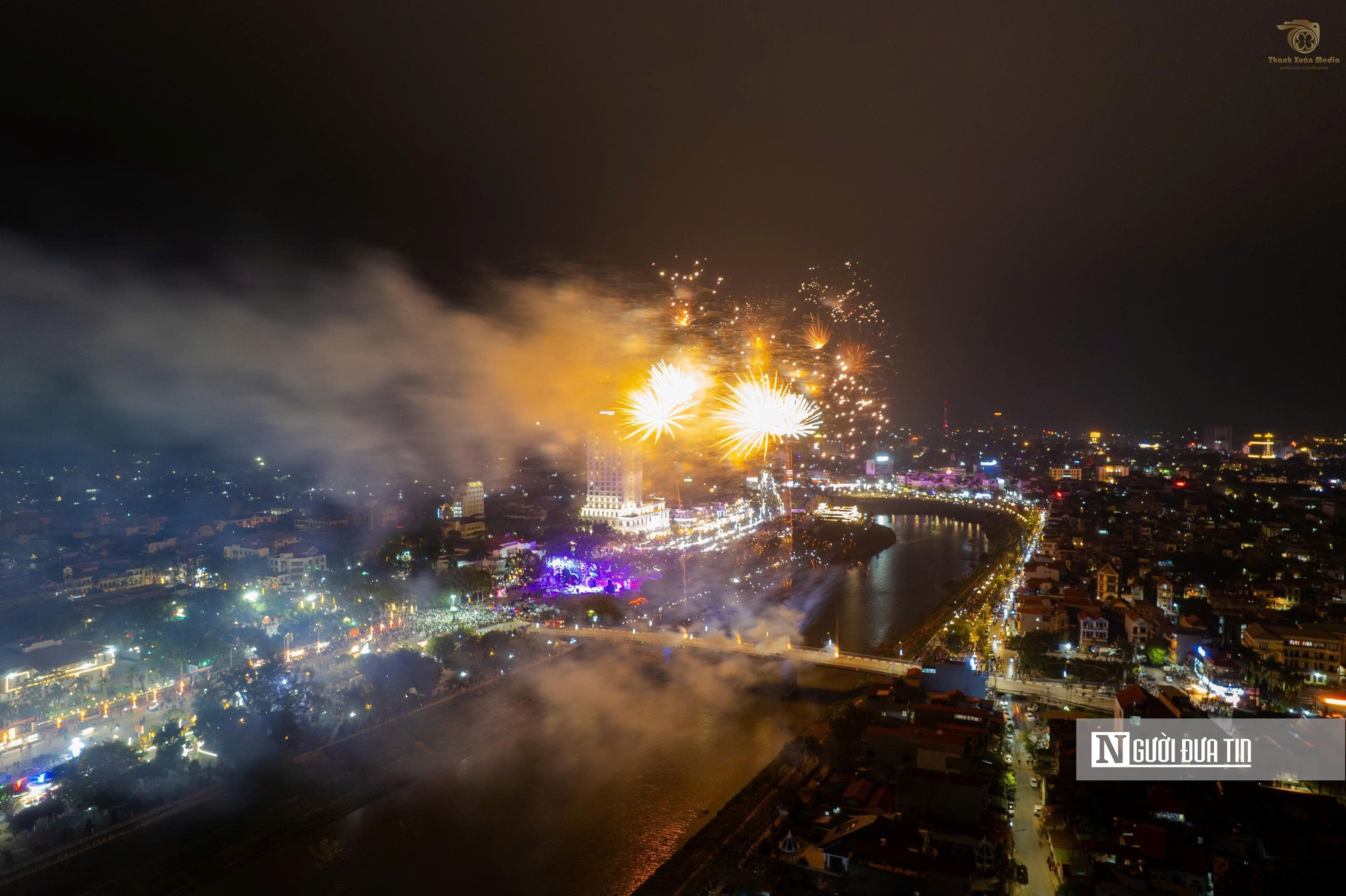 M&atilde;n nh&atilde;n m&agrave;n ph&aacute;o hoa tại lễ hội Hoa đ&agrave;o xứ Lạng - Ảnh 9.