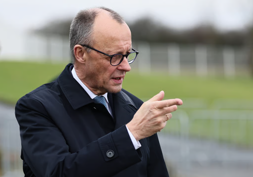 Bước đi của “ông lớn” châu Âu khi Mỹ không còn là chỗ dựa chắc chắn - Ảnh 1.