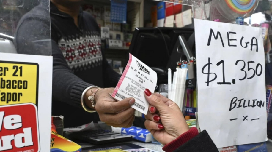 Trúng số 10 triệu USD rồi trượt dài trong men say: Bi kịch tận cùng của Gerald Muswagon - Ảnh 1.