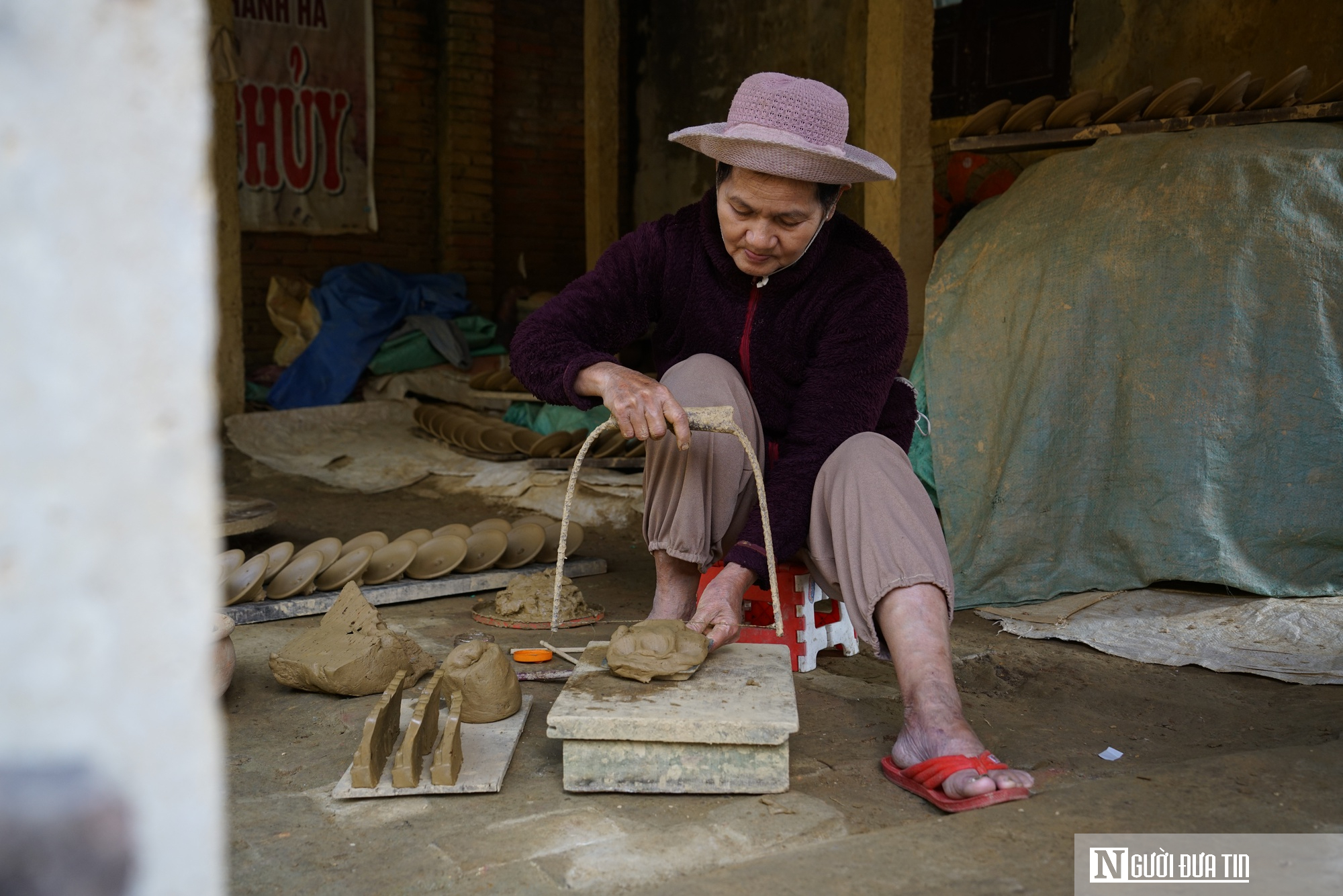 Lặng lẽ nặn ông Công, ông Táo để Tết không phai trong ký ức - Ảnh 2.