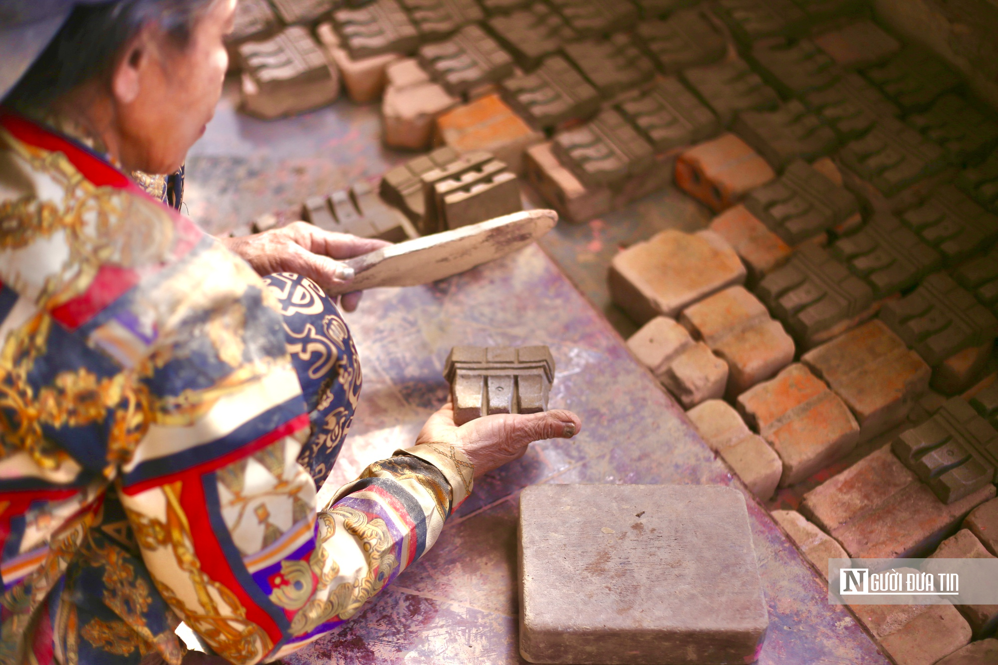 Địa Linh &ndash; ng&ocirc;i l&agrave;ng giữ lửa nghề nặn tượng &ocirc;ng T&aacute;o ở Cố đ&ocirc; Huế- Ảnh 3.