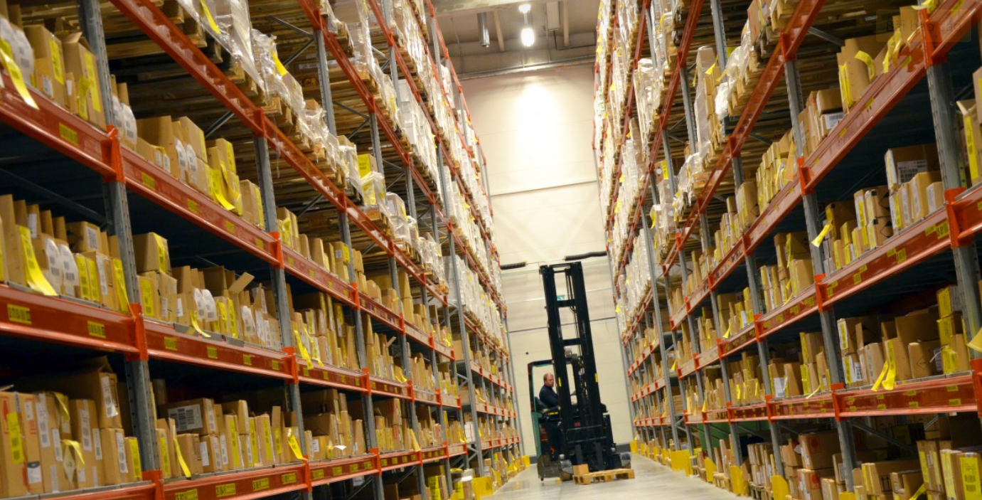 Doanh nghiệp phát thưởng Tết cuối năm, người lao động lúng túng, ngỡ ngàng - Ảnh 1.