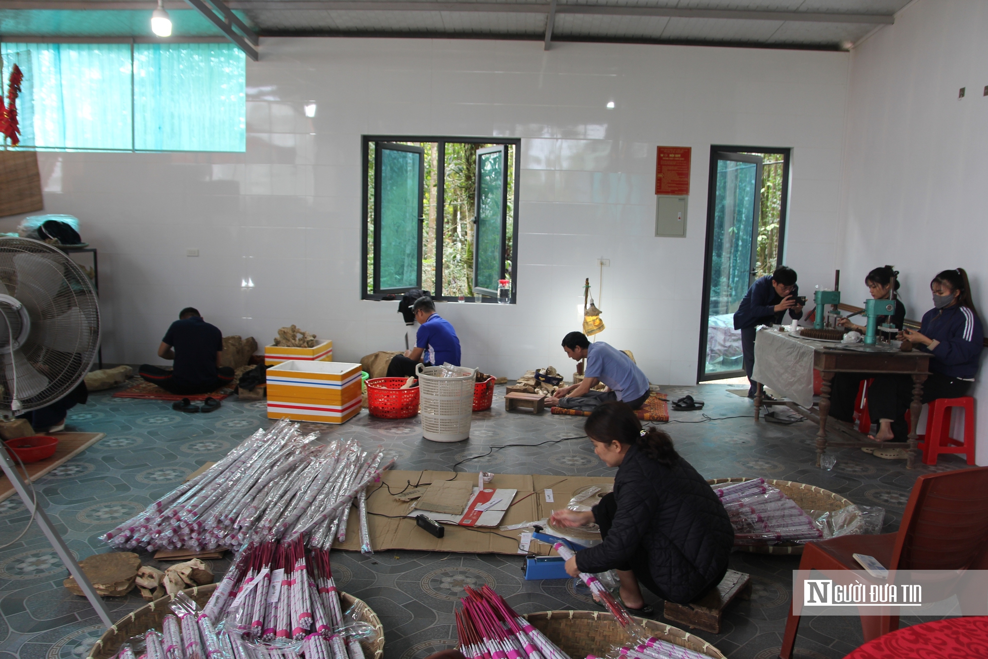 Ngát hương Xuân nơi “thủ phủ” dó trầm - Ảnh 1.