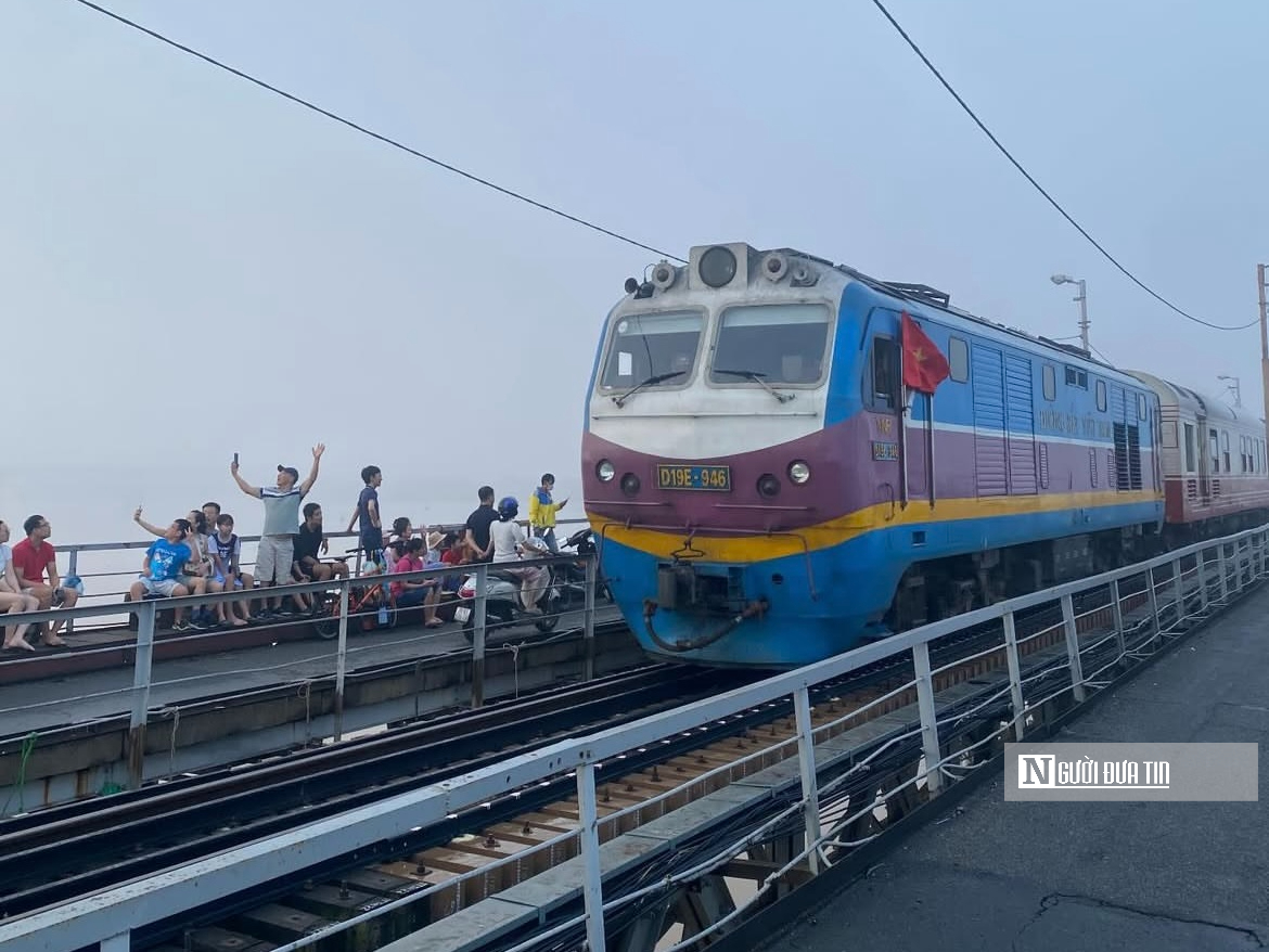 Dự kiến thông tàu qua cầu Long Biên từ 18h ngày 9/2- Ảnh 1.