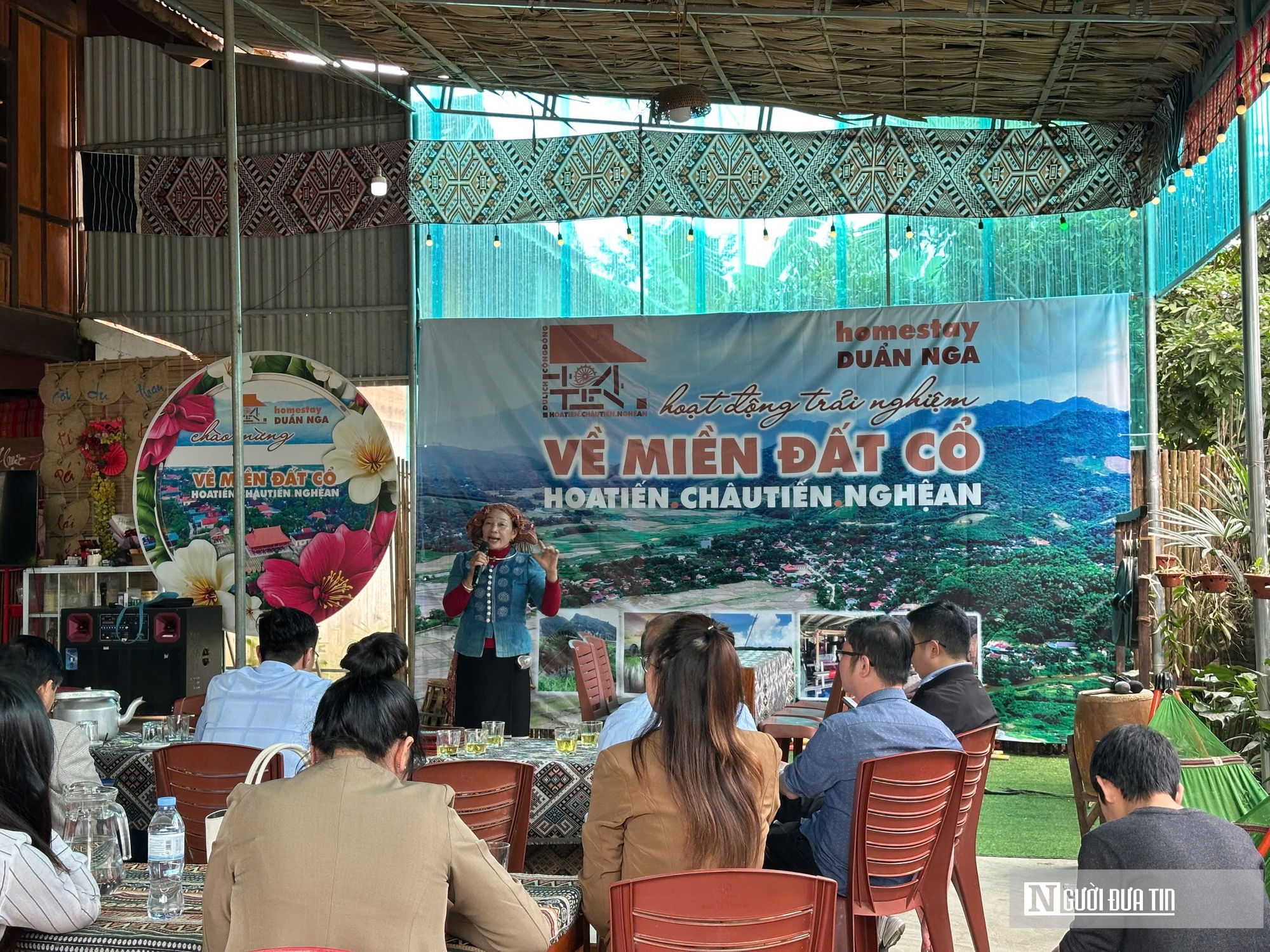 Sứ giả văn hoá dân tộc Thái cổ - Ảnh 2.