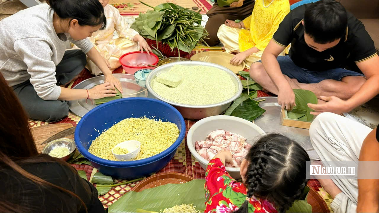 Gói bánh chưng, gói cả một mùa Tết cho trẻ- Ảnh 5.