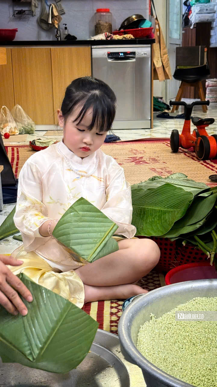 Gói bánh chưng, gói cả một mùa Tết cho trẻ- Ảnh 8.