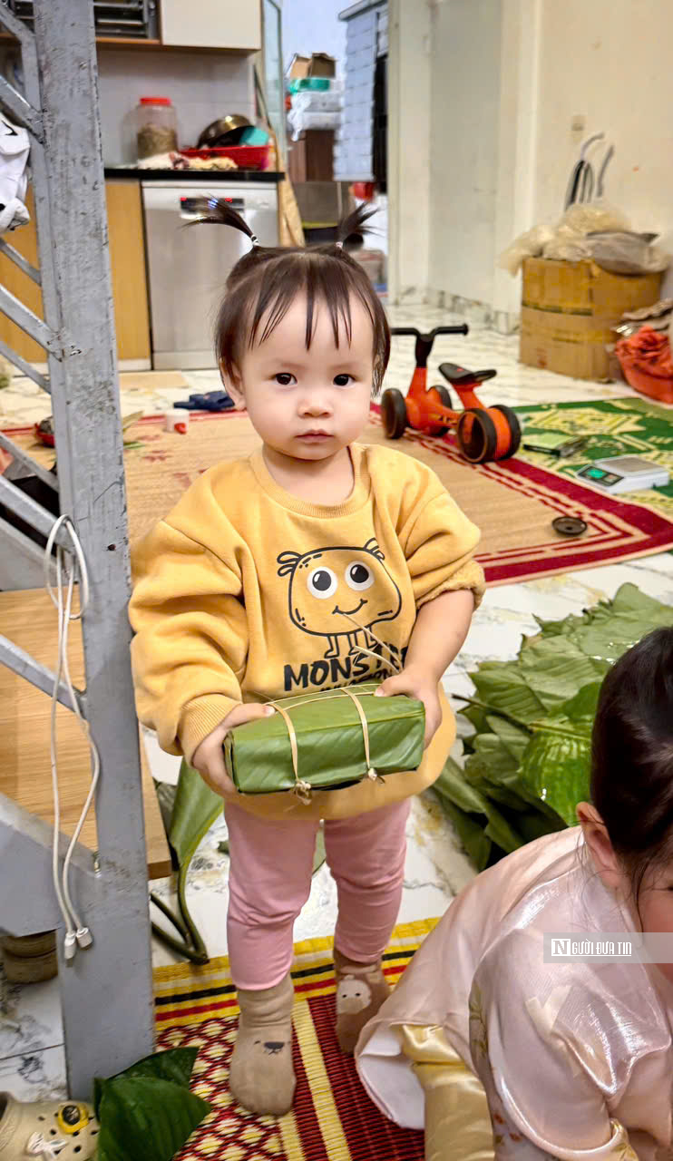Gói bánh chưng, gói cả một mùa Tết cho trẻ- Ảnh 10.