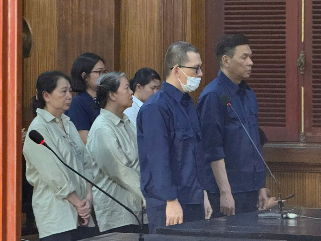 Cựu giám đốc Trung tâm Ứng dụng tiến bộ KH&CN Tp.HCM “xẻ thịt" đất công thế nào?- Ảnh 1.