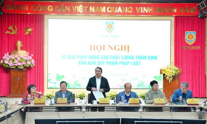 Bộ Tư pháp chấn chỉnh công tác thẩm định văn bản pháp luật - Ảnh 1.