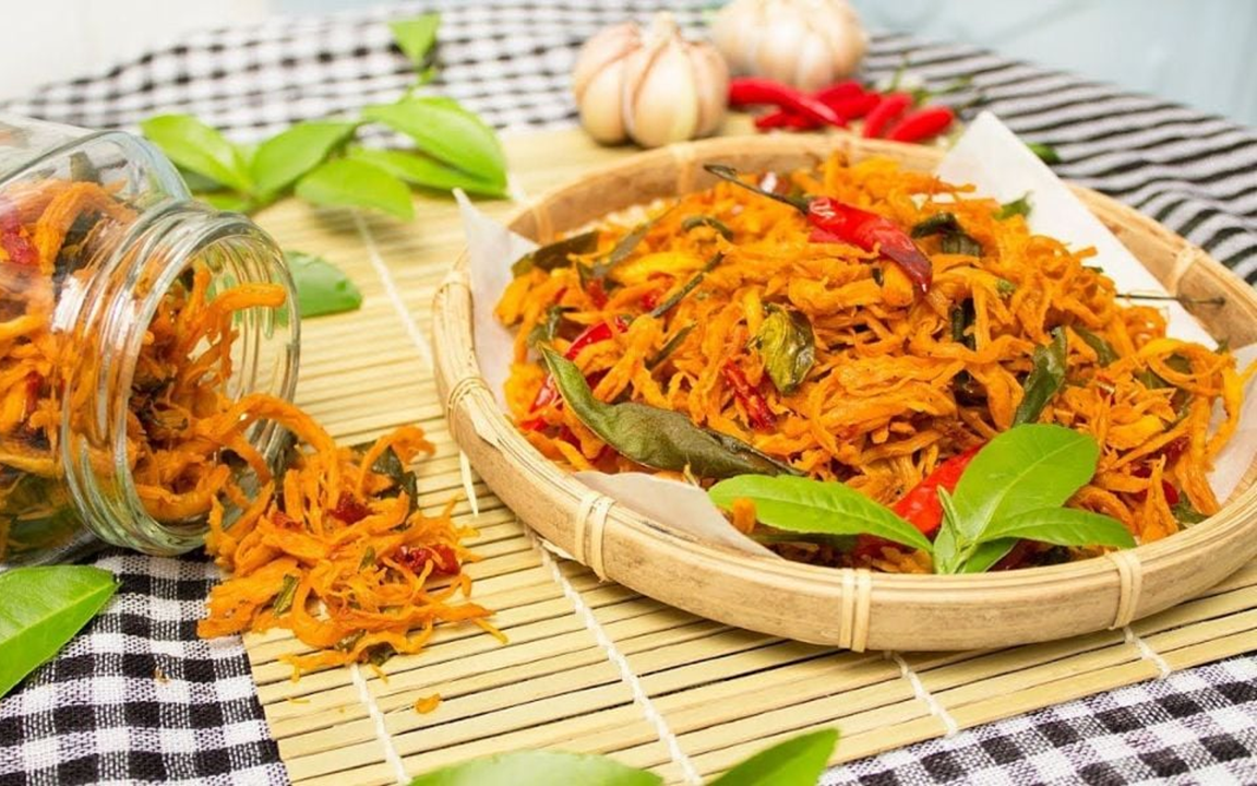 Cách Làm Khô Gà Lá Chanh Bằng Nồi Chiên Không Dầu Cho Ngày Tết Thêm Hấp Dẫn