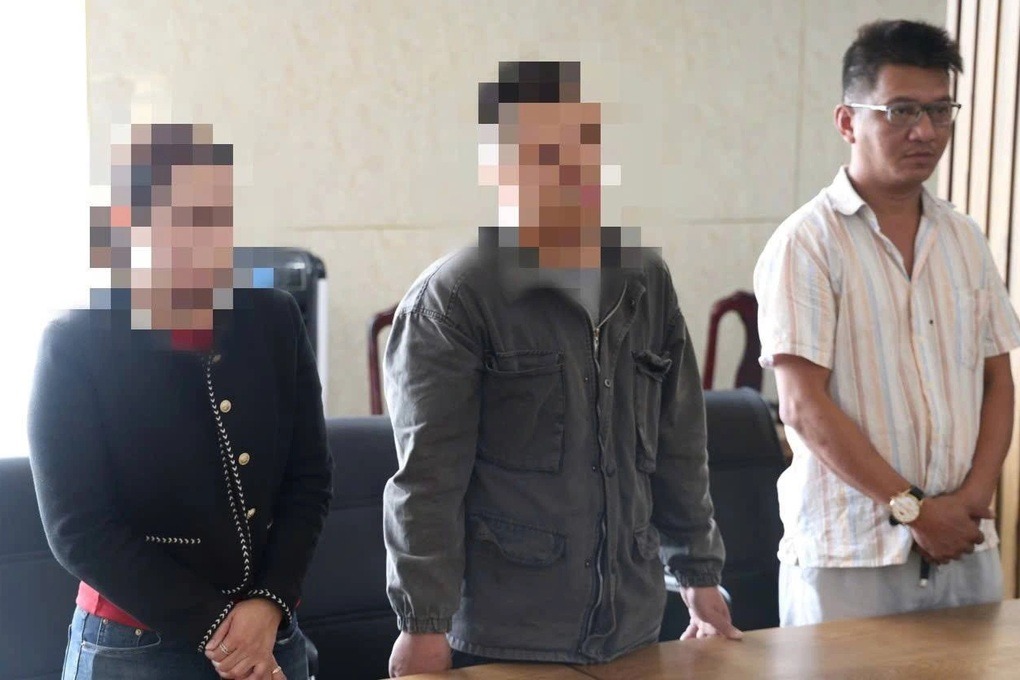 Triệt phá đường dây sản xuất, buôn bán sơn giả quy mô lớn- Ảnh 1.