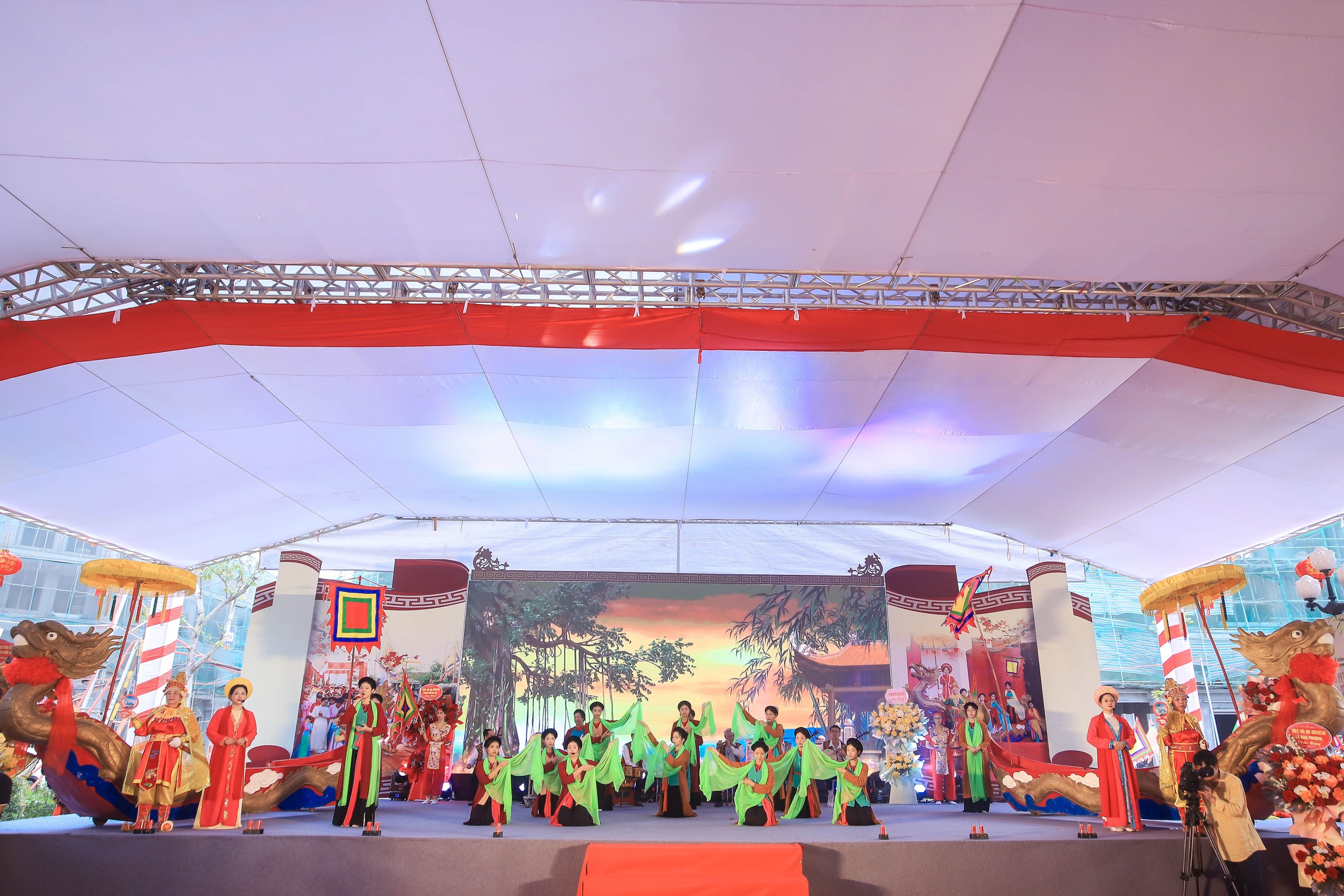 H&agrave; Nội: Hội h&aacute;t Ch&egrave;o t&agrave;u Tổng Gối l&agrave; di sản văn ho&aacute; phi vật thể quốc gia- Ảnh 7.