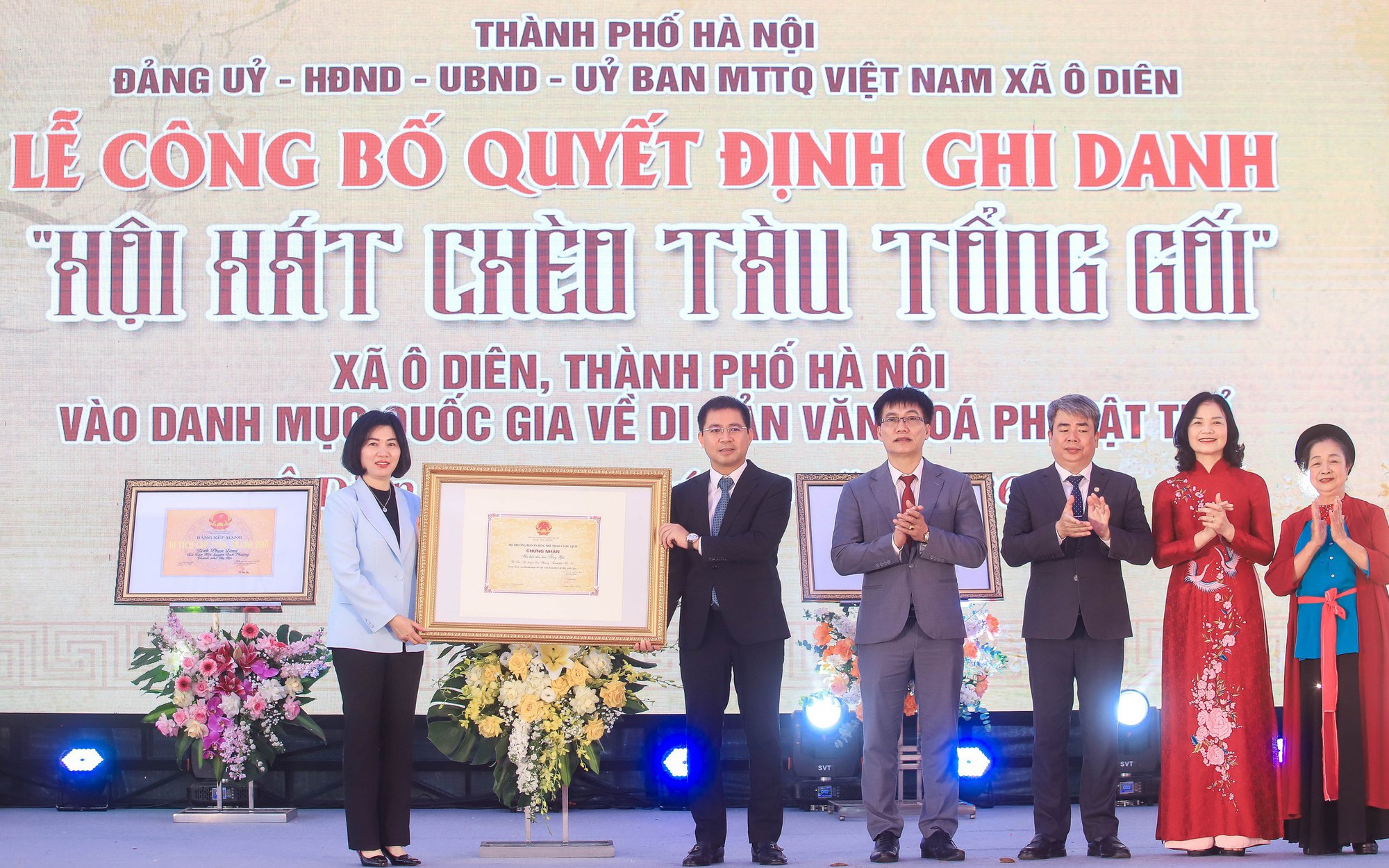 Hội hát Chèo tàu Tổng Gối được ghi danh di sản quốc gia tại Hà Nội
