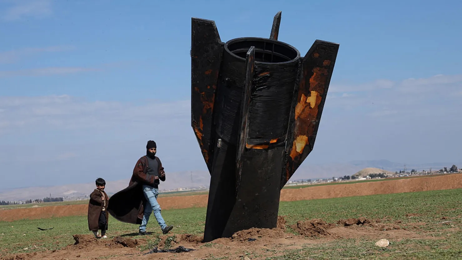 Phòng không NATO bắn hạ tên lửa đạn đạo thứ hai từ Iran xâm nhập không phận - Ảnh 1.