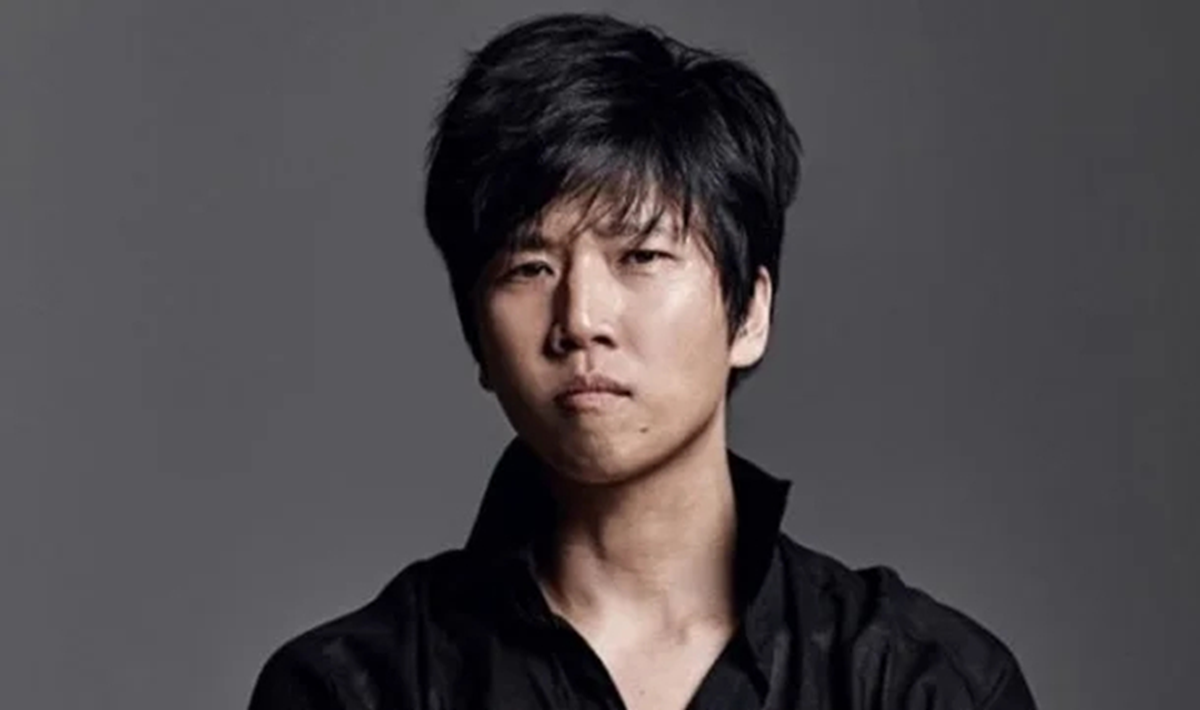 Nam ca sĩ nổi tiếng bị bắt khẩn cấp- Ảnh 1.