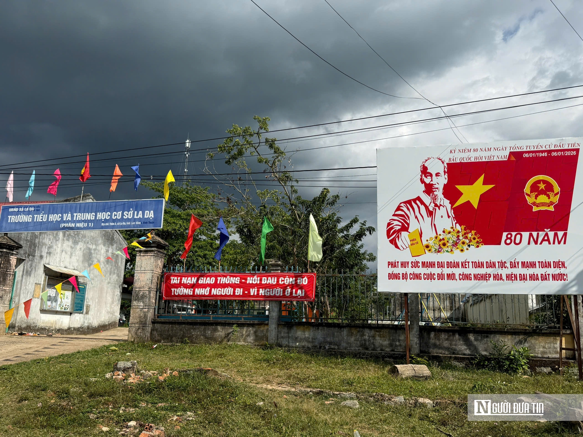 Đưa th&ocirc;ng tin bầu cử &ldquo;đi từng ng&otilde;, đến từng rẫy&rdquo; ở v&ugrave;ng n&uacute;i v&agrave; v&ugrave;ng đồng b&agrave;o Chăm- Ảnh 3.