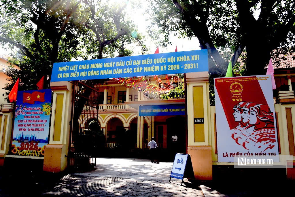 Tp.HCM: Rực rỡ cờ hoa, sẵn sàng cho bầu cử ĐBQH và HĐND các cấp- Ảnh 3.