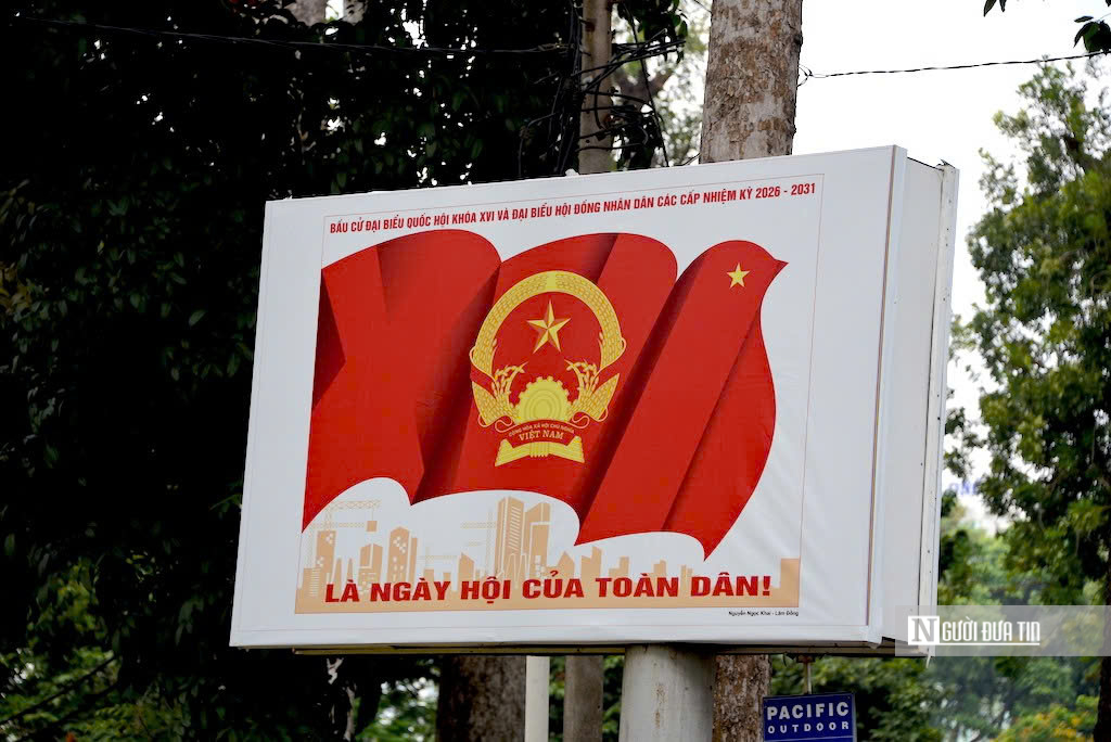 Tp.HCM: Rực rỡ cờ hoa, sẵn sàng cho bầu cử ĐBQH và HĐND các cấp- Ảnh 4.