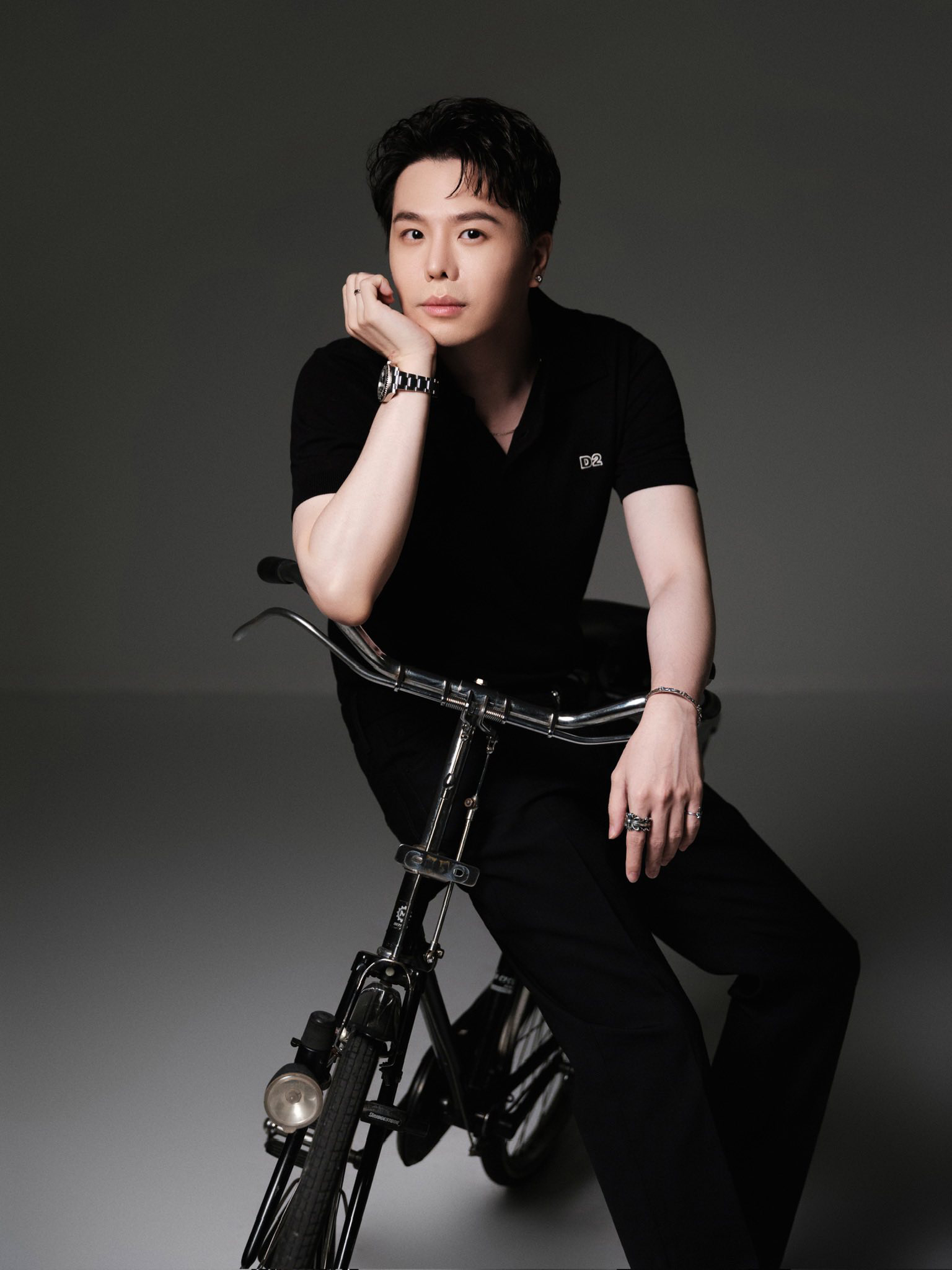 Hoa hậu Thanh Thuỷ lộ ảnh hẹn hò, gia thế bạn trai gây bất ngờ - Ảnh 4.