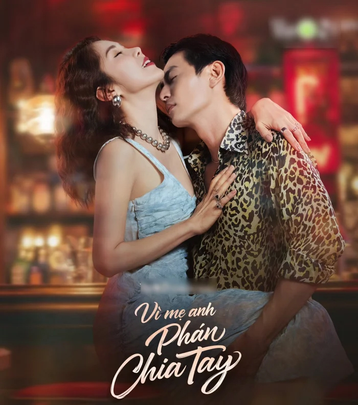 "Chị hai quốc dân" công khai tình tứ bên trai lạ- Ảnh 1.