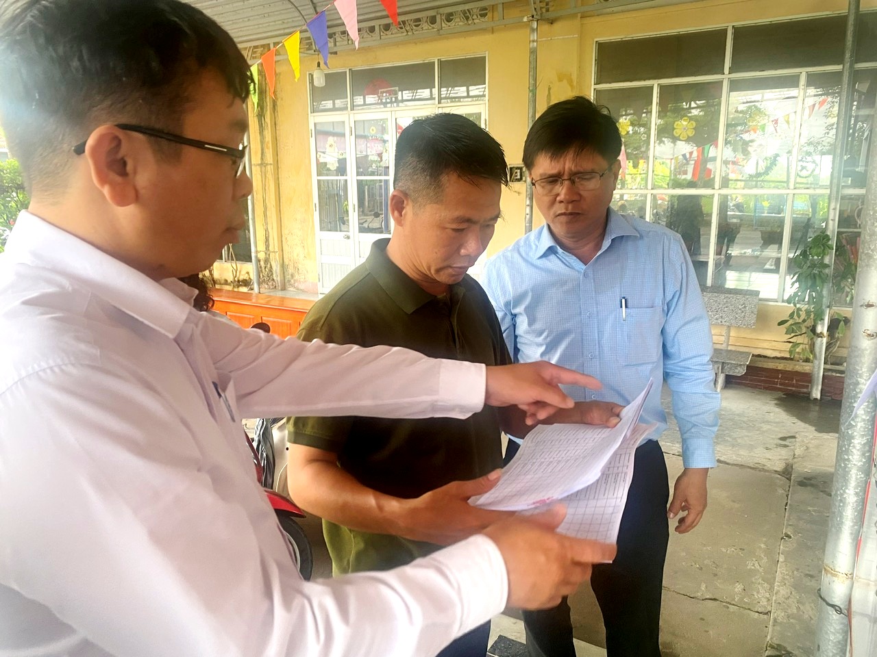 Đắk Lắk: Chặt chẽ trong công tác chuẩn bị, không để xảy ra sai sót trong bầu cử- Ảnh 4.