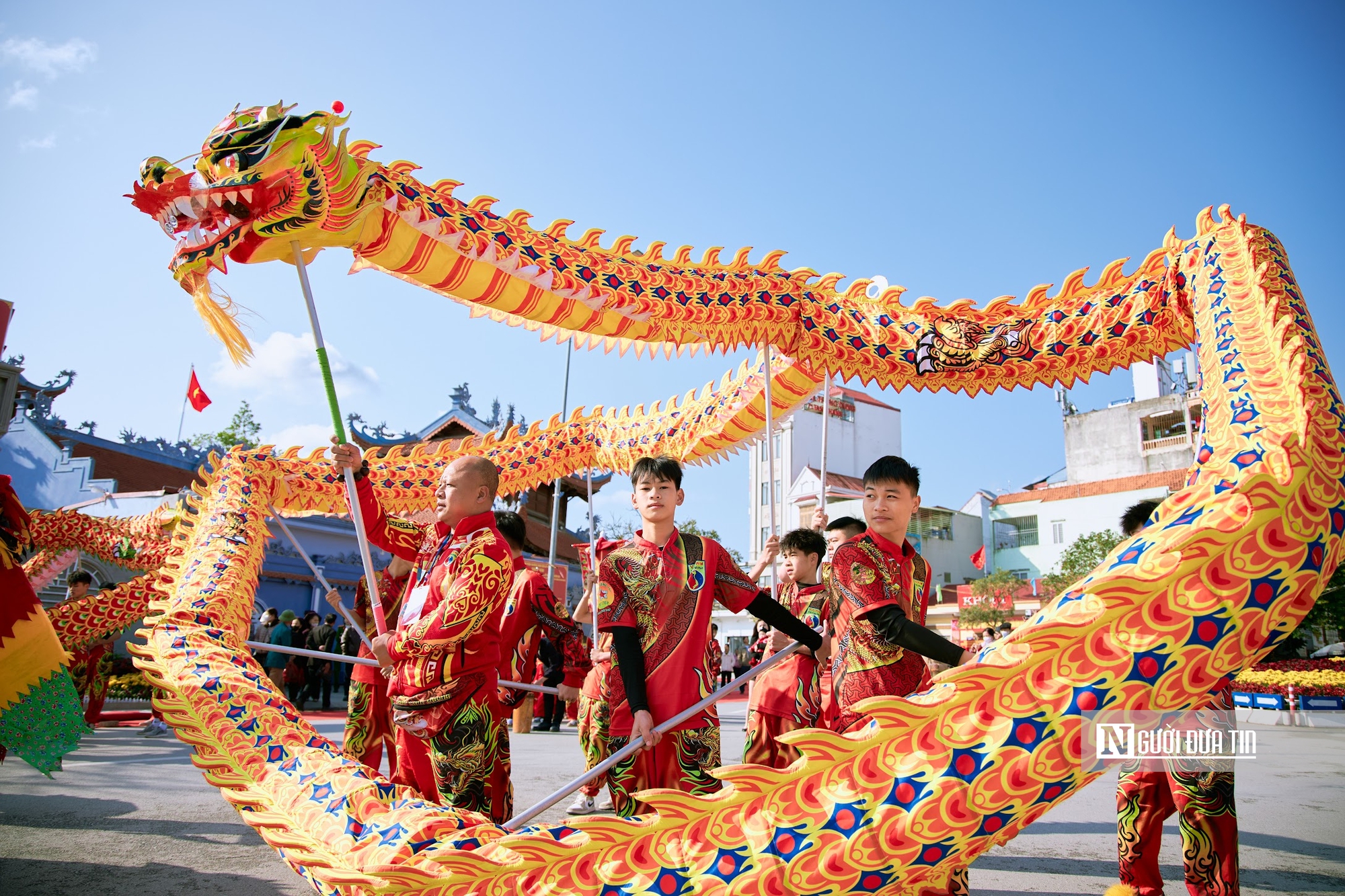 Lạng Sơn “cháy” phòng mùa lễ hội, người dân mở cửa đón khách miễn phí - Ảnh 11.