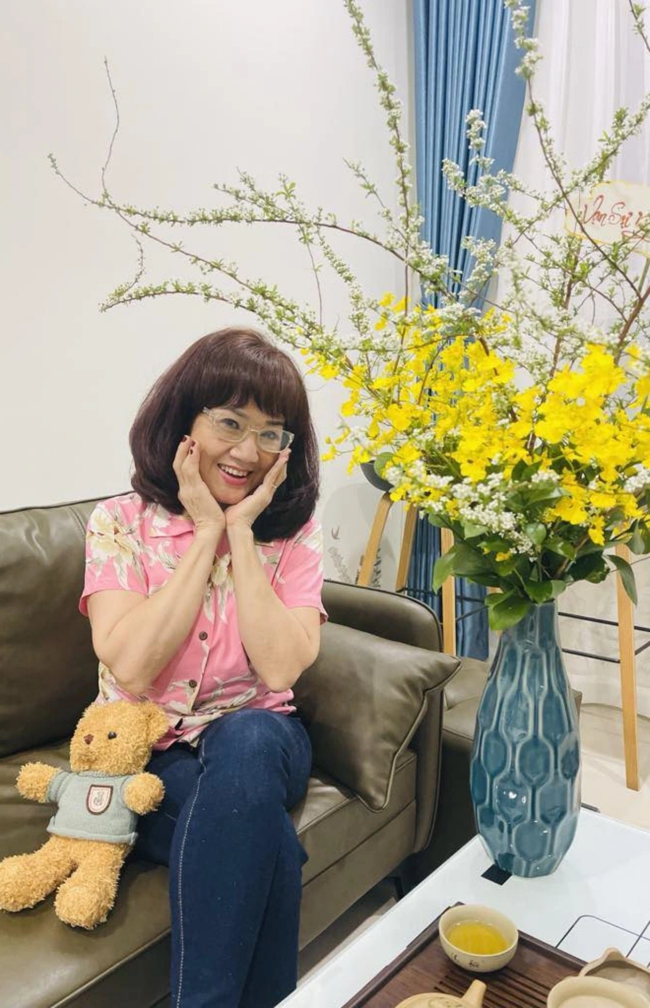 Nữ NSƯT ở tuổi U70: Tận hưởng hôn nhân lãng mạn bên chồng kém 4 tuổi - Ảnh 6.