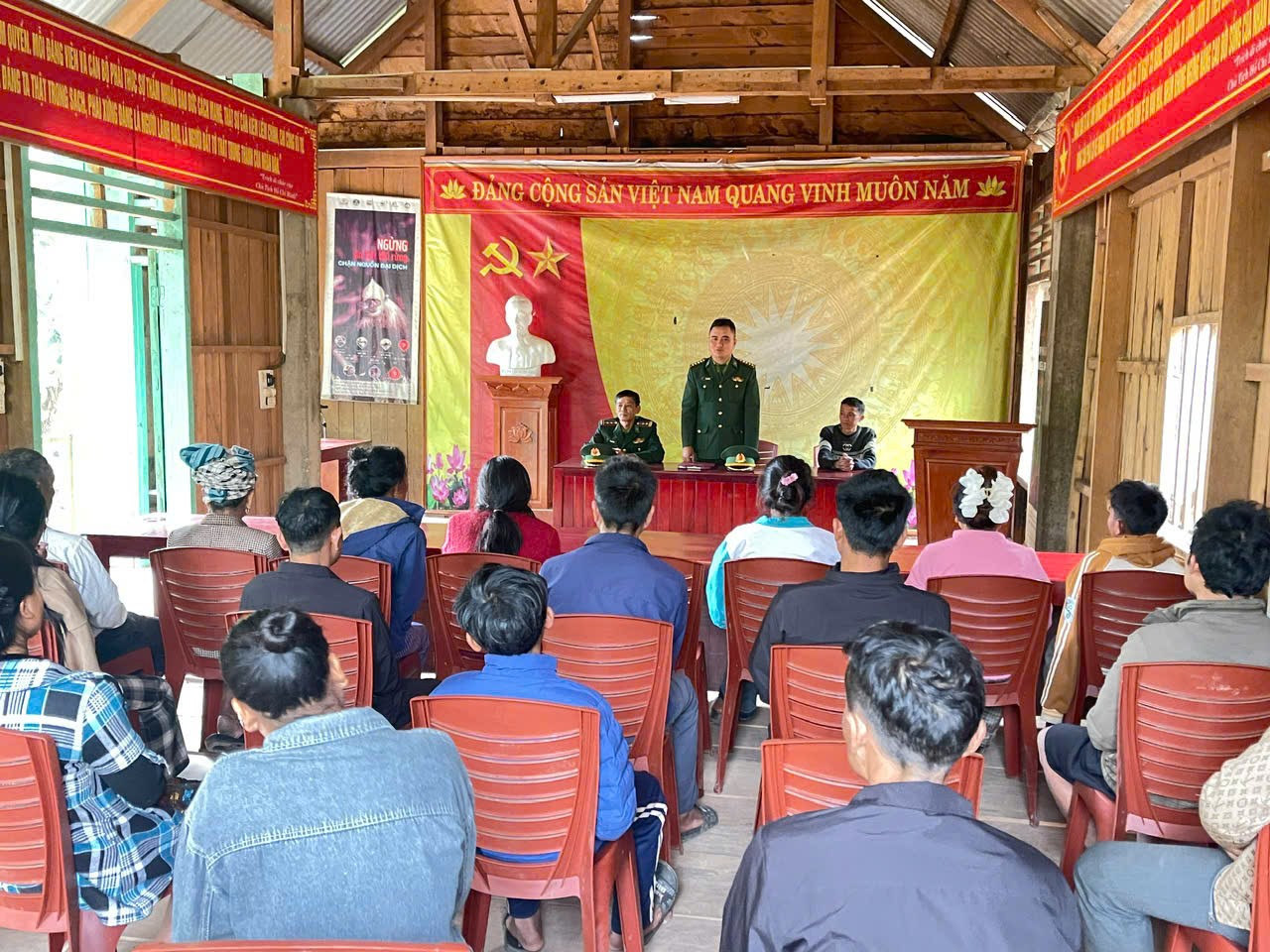 Vùng biên giới Quảng Trị rộn ràng trước ngày hội non sông- Ảnh 10.