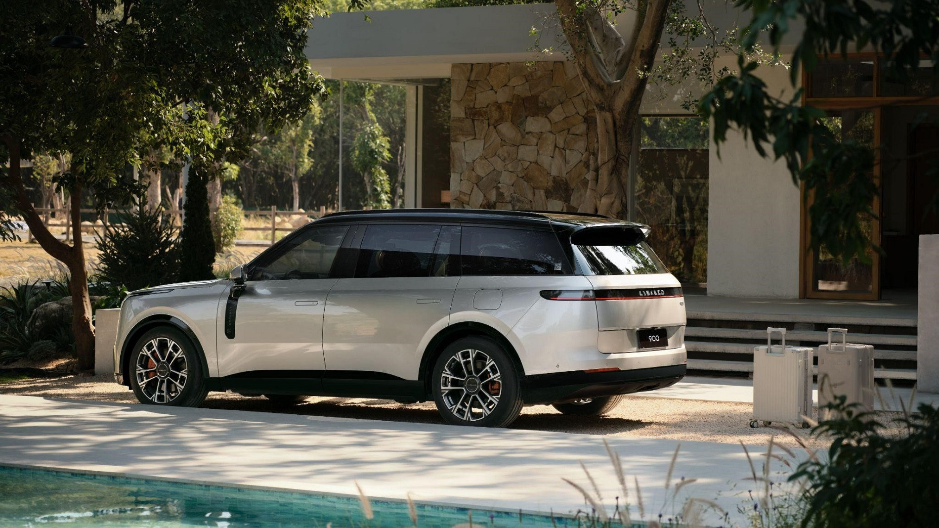 Lynk & Co sắp ra mắt tại Việt Nam, gi&aacute; dự kiến từ khoảng 800 triệu đồng- Ảnh 1.