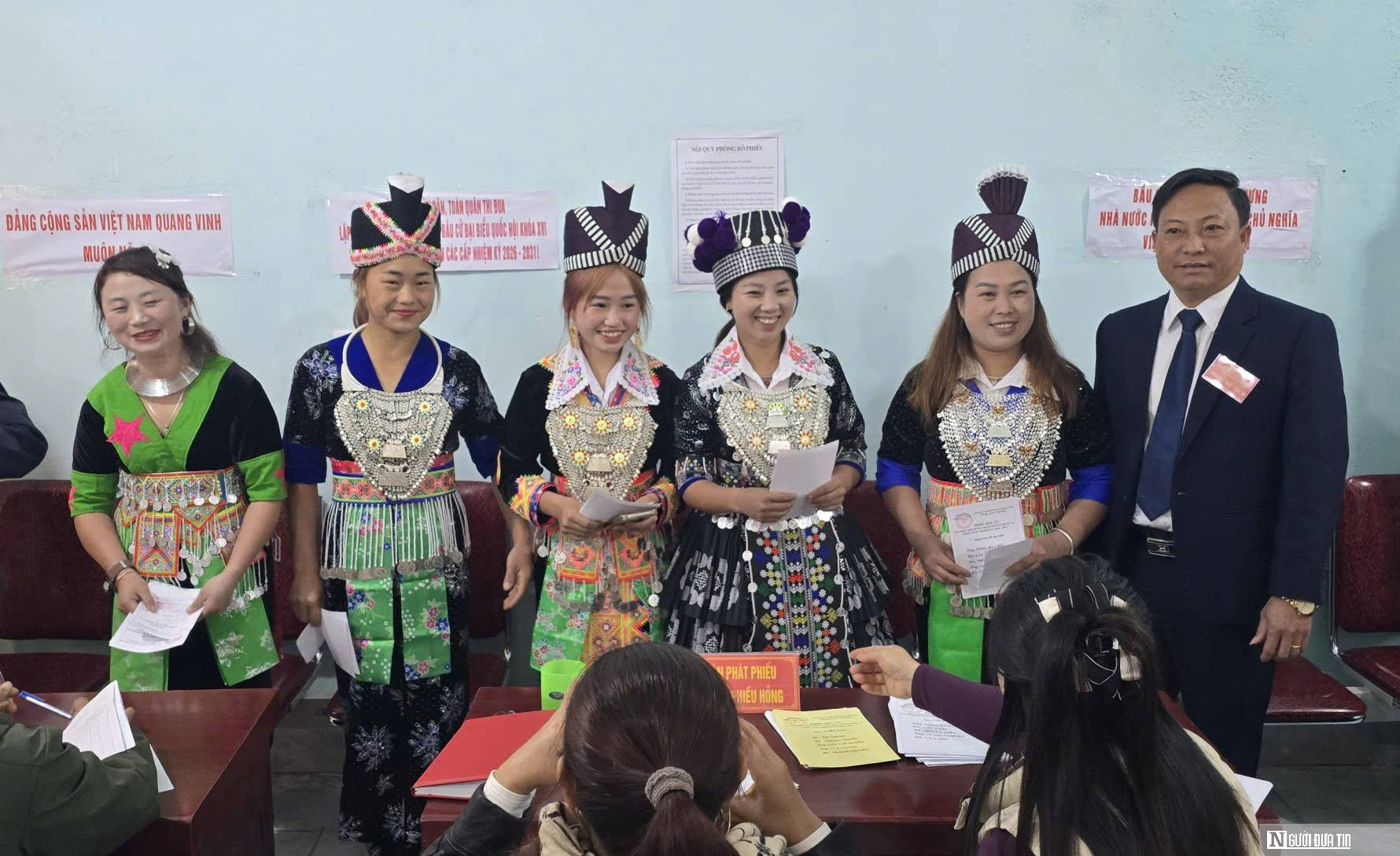 Cử tri miền n&uacute;i, bi&ecirc;n giới Nghệ An kỳ vọng đại biểu được chọn sẽ gần d&acirc;n, h&agrave;nh động v&igrave; d&acirc;n- Ảnh 8.