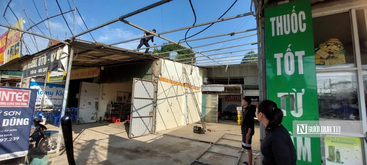 Người dân chung tay bàn giao mặt bằng, đẩy nhanh dự án nâng cấp Quốc lộ 6 Ba La – Xuân Mai - Ảnh 10.