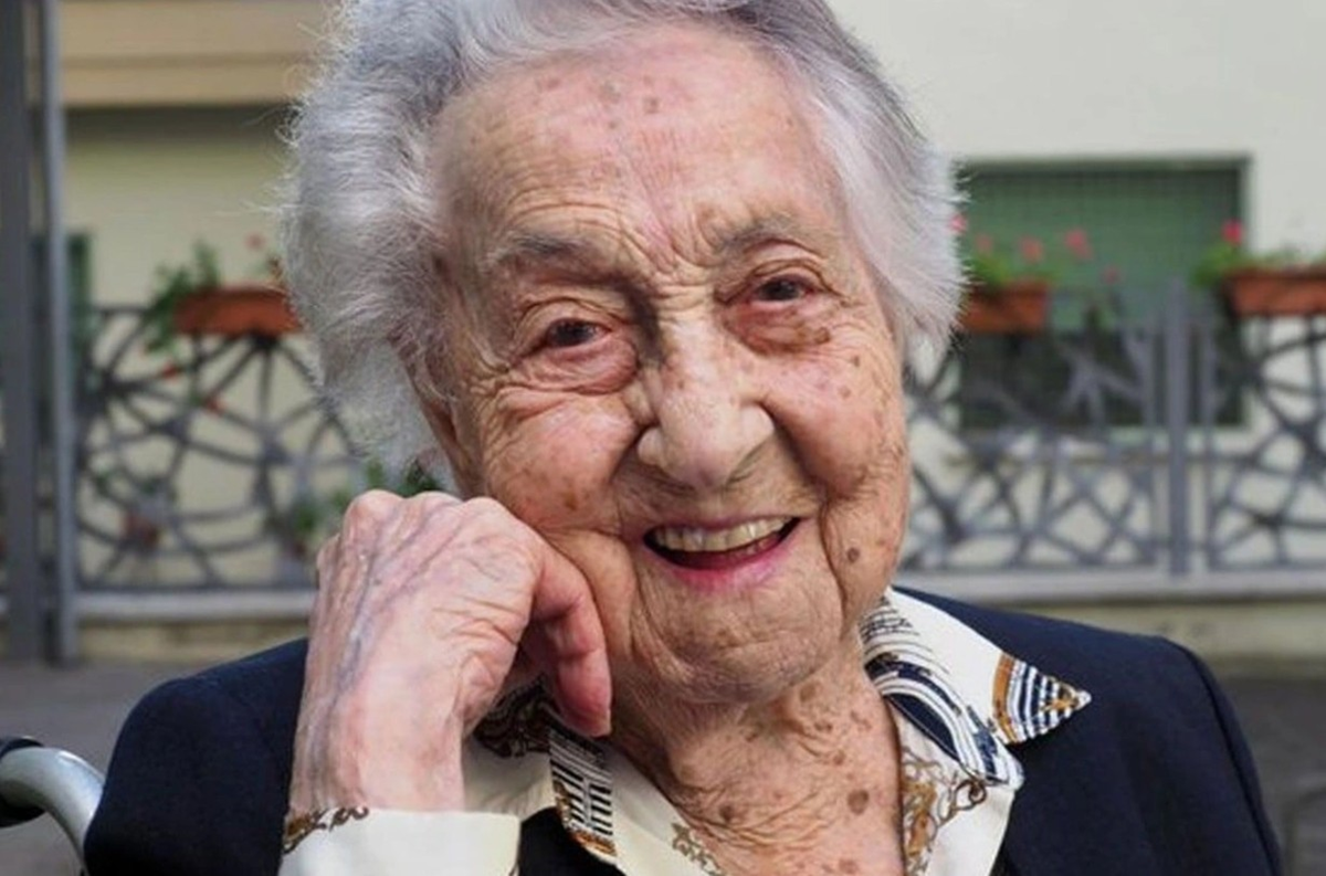 Cụ bà 117 tuổi sống thọ nhất thế giới ngày nào cũng ăn món quen thuộc, nhất món số 1 ở Việt Nam có đầy - Ảnh 1.