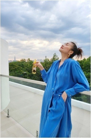 Hé lộ cuộc sống trong biệt thự bề thế rộng 1.000m2 của siêu mẫu sở hữu đôi chân dài cực phẩm- Ảnh 3. Hé lộ cuộc sống trong biệt thự bề thế rộng 1.000m2 của siêu mẫu sở hữu đôi chân dài cực phẩm- Ảnh 3.