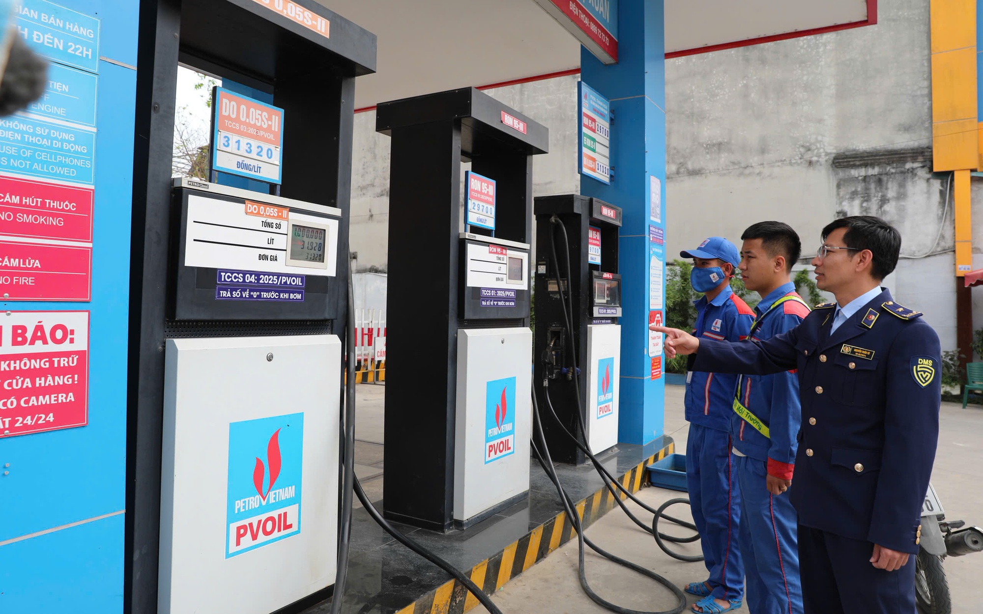 Thanh Hóa: Các cửa hàng xăng dầu ký cam kết không đầu cơ, đảm bảo nguồn cung ổn định