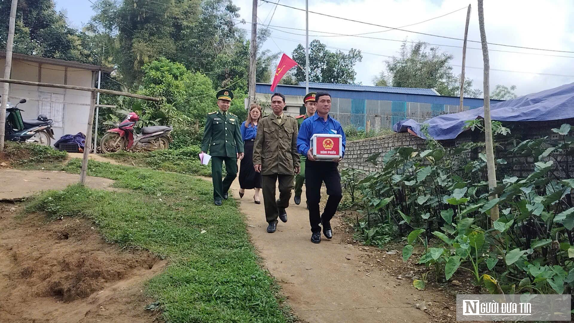 Người d&acirc;n qu&ecirc; hương B&aacute;c Hồ kỳ vọng đất nước bứt ph&aacute; sau ng&agrave;y hội bầu cử- Ảnh 11.