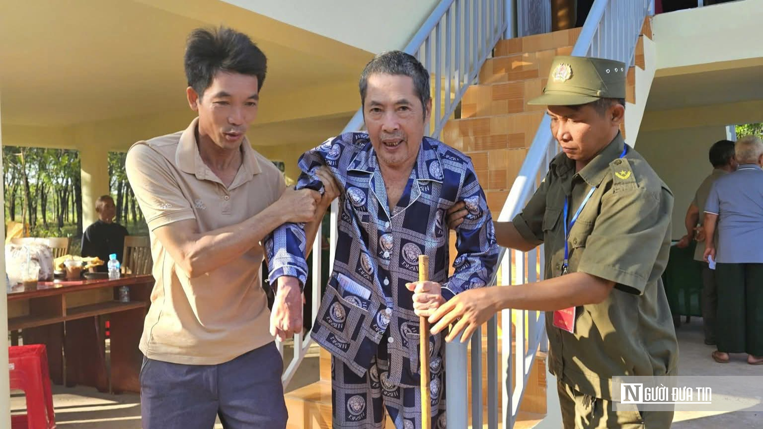 Những &ldquo;cử tri đặc biệt&rdquo; vẫn vững bước đến điểm bỏ phiếu ở Đồng Nai- Ảnh 5.