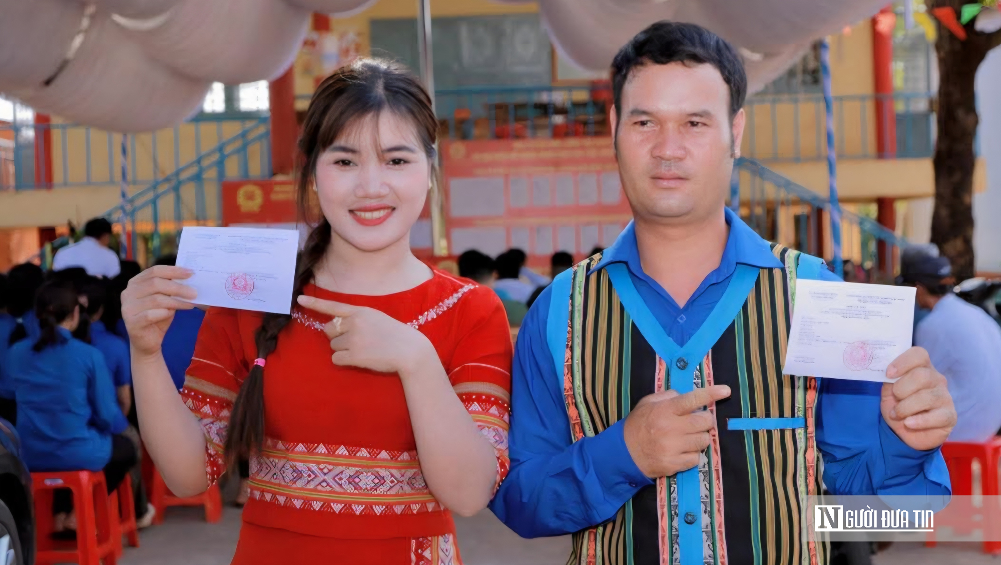 Những &ldquo;cử tri đặc biệt&rdquo; vẫn vững bước đến điểm bỏ phiếu ở Đồng Nai- Ảnh 12.